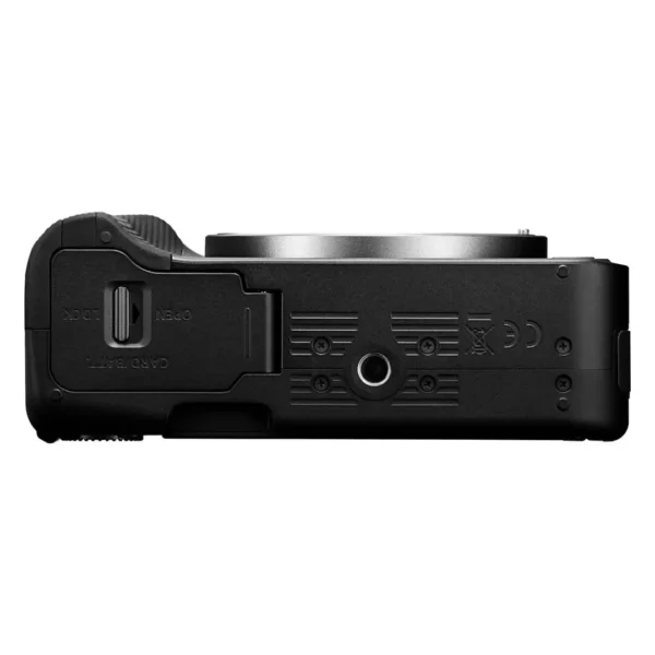 Canon EOS R50 V Mirrorless Camera with 14-30mm f/4-6.3 Lens